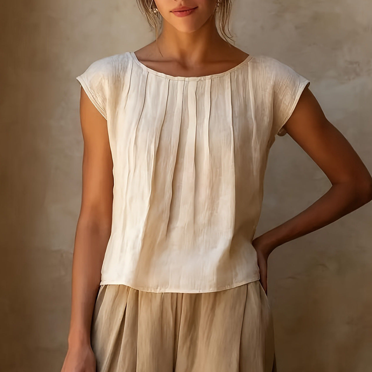 Womens Round Neck Sleeveless Blouse